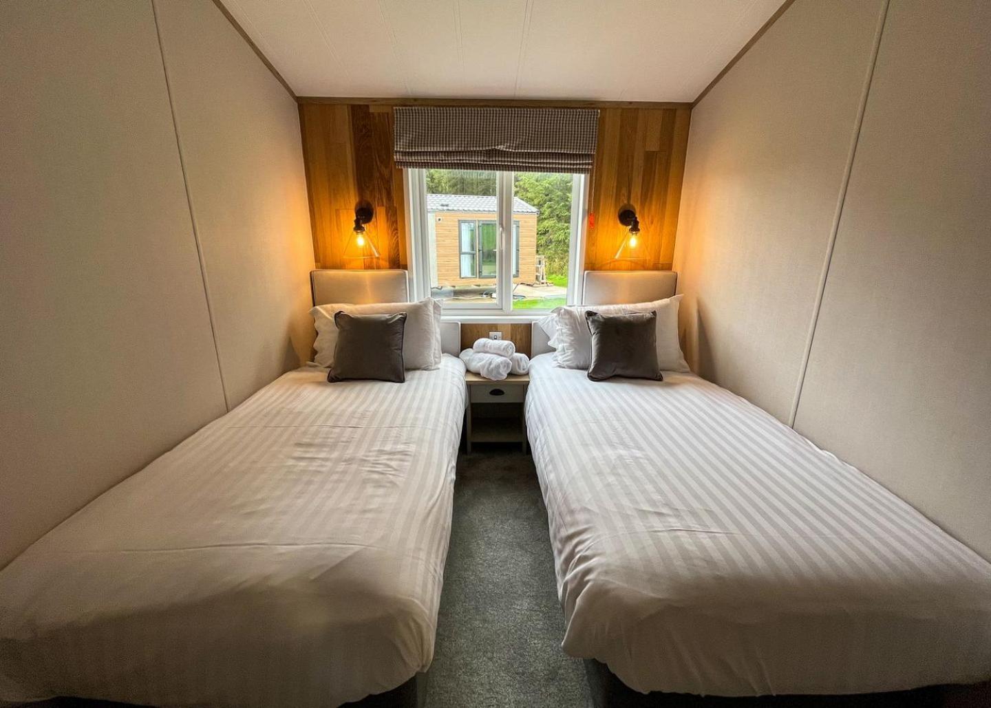 Westlands Country Park Otel Annan Dış mekan fotoğraf